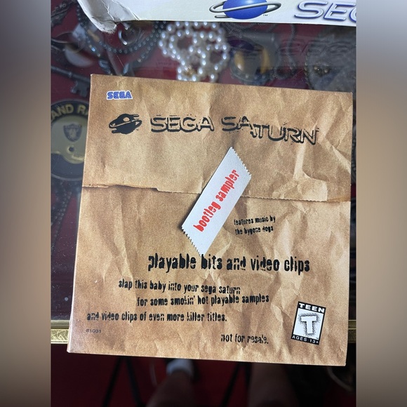 SOLD-1996 SEGA Saturn With Original Box tested and Working - Picture 4 of 16